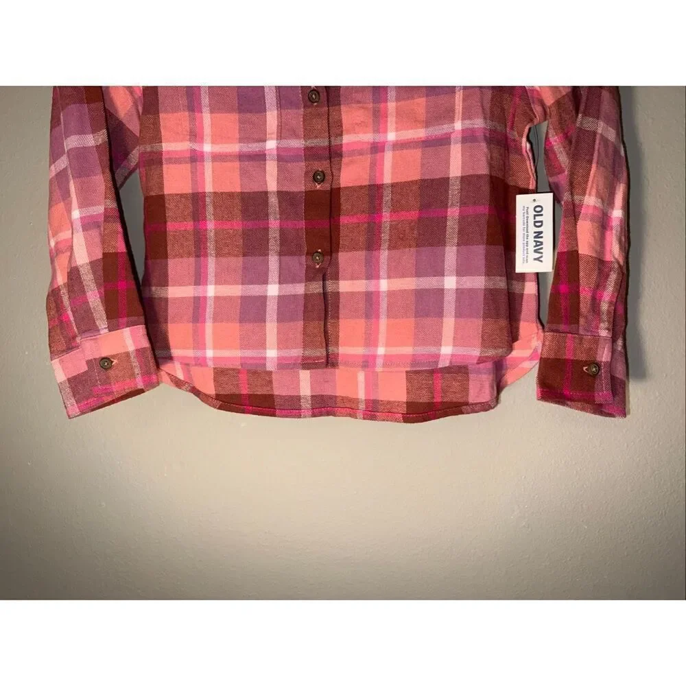 Old navy plaid button up long sleeve S (6-7) NWT #660